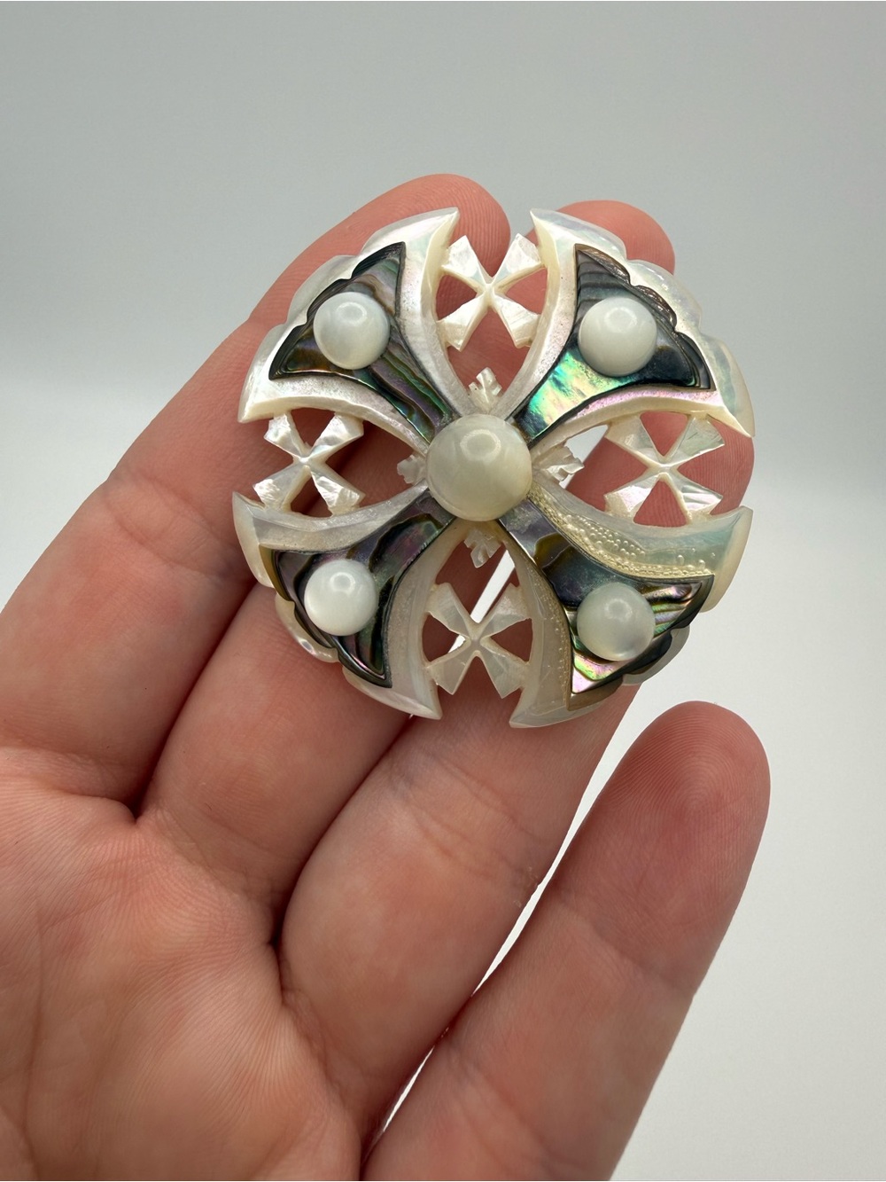 Vintage Jerusalem Mother of Pearl & Abalone Brooch | Hand carved Mid-century - Picture 2 of 3